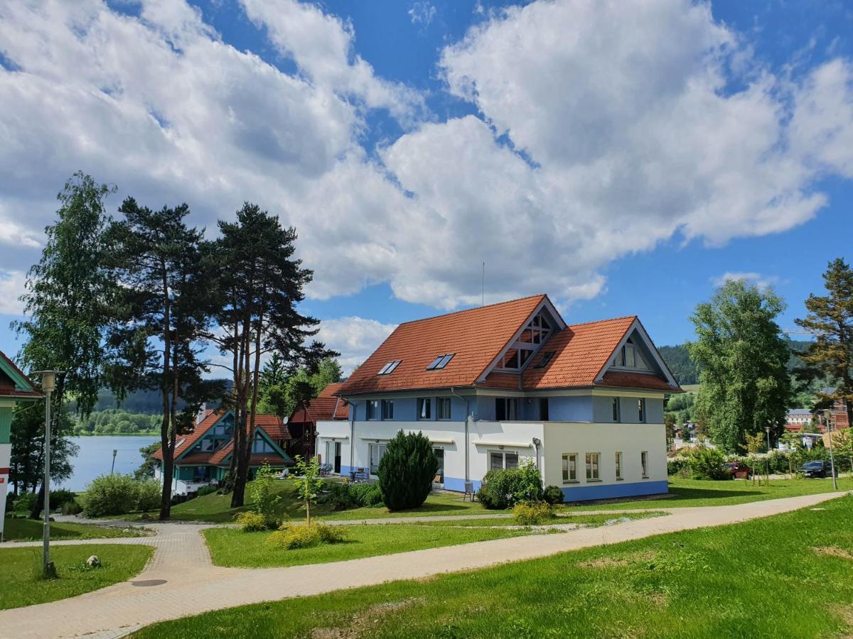 Lipno Beach Side - Riviera Apartment Lipno nad Vltavou Exterior photo